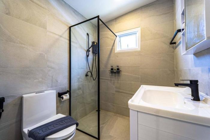 4 bedroom private pool villa ov10