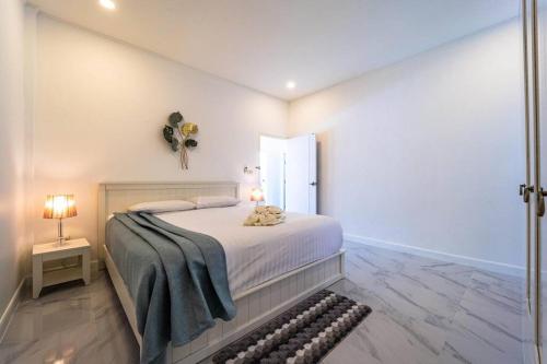 4 bedroom private pool villa ov10