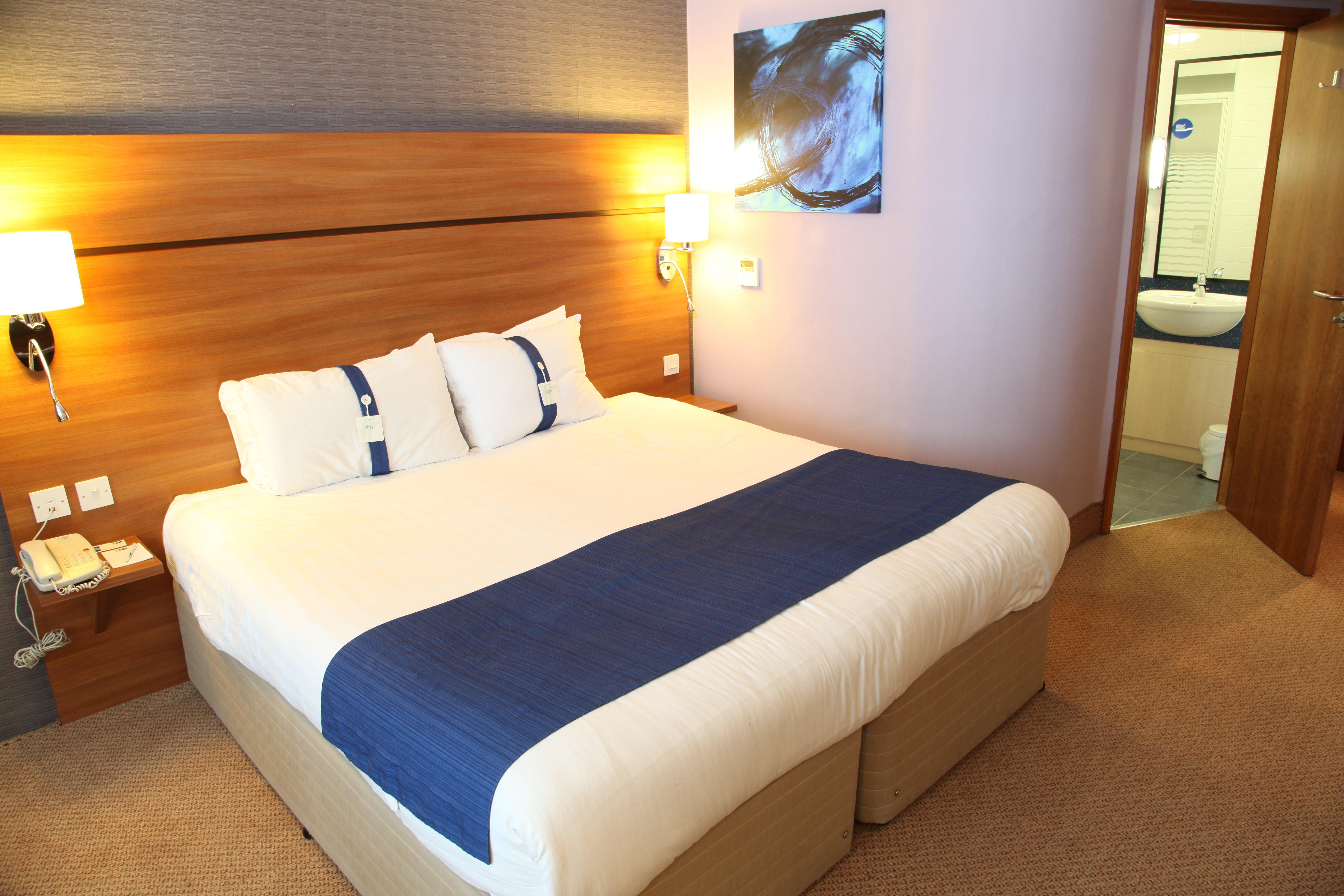 holiday inn express braintree by ihg