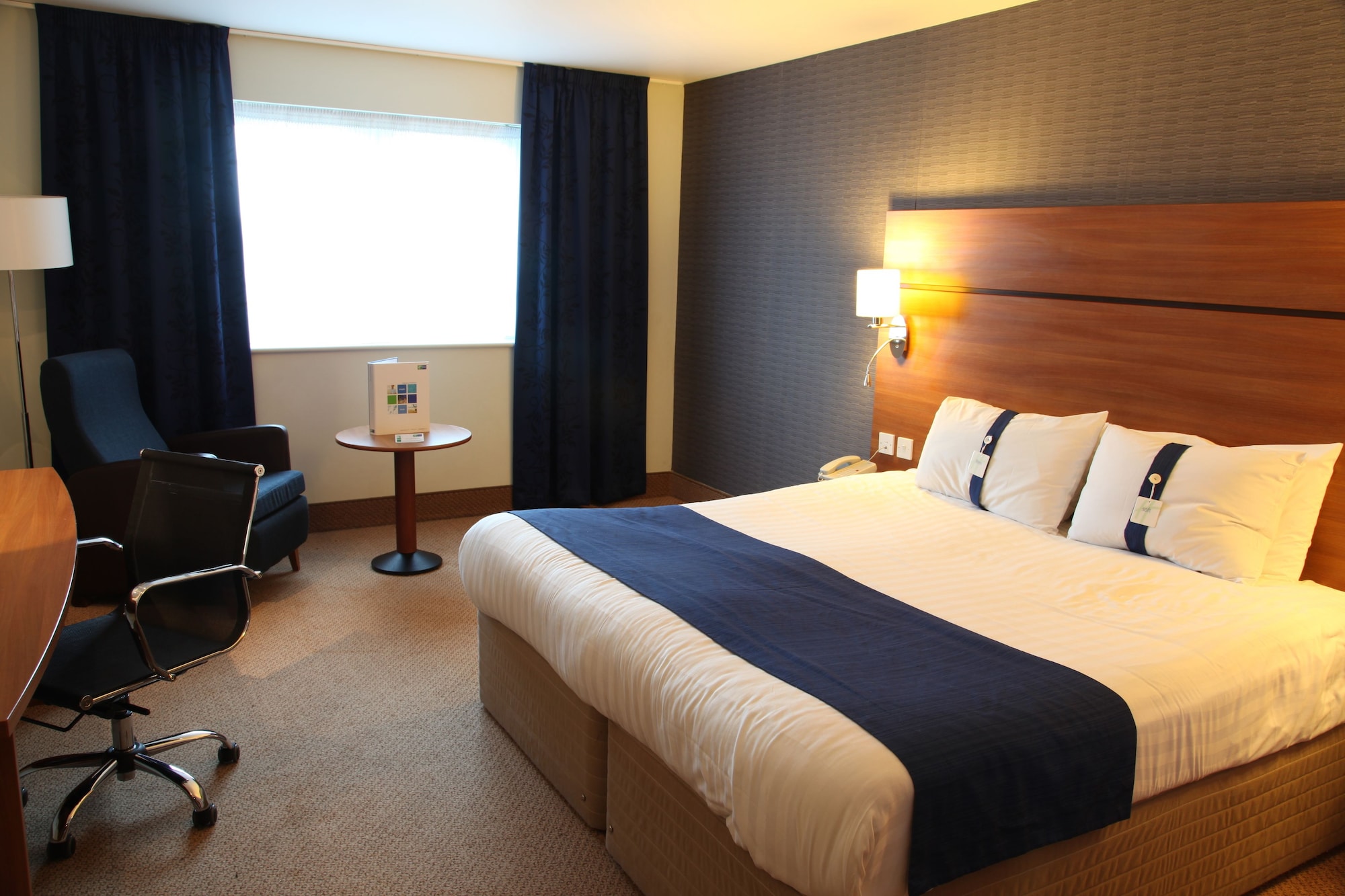 holiday inn express braintree by ihg