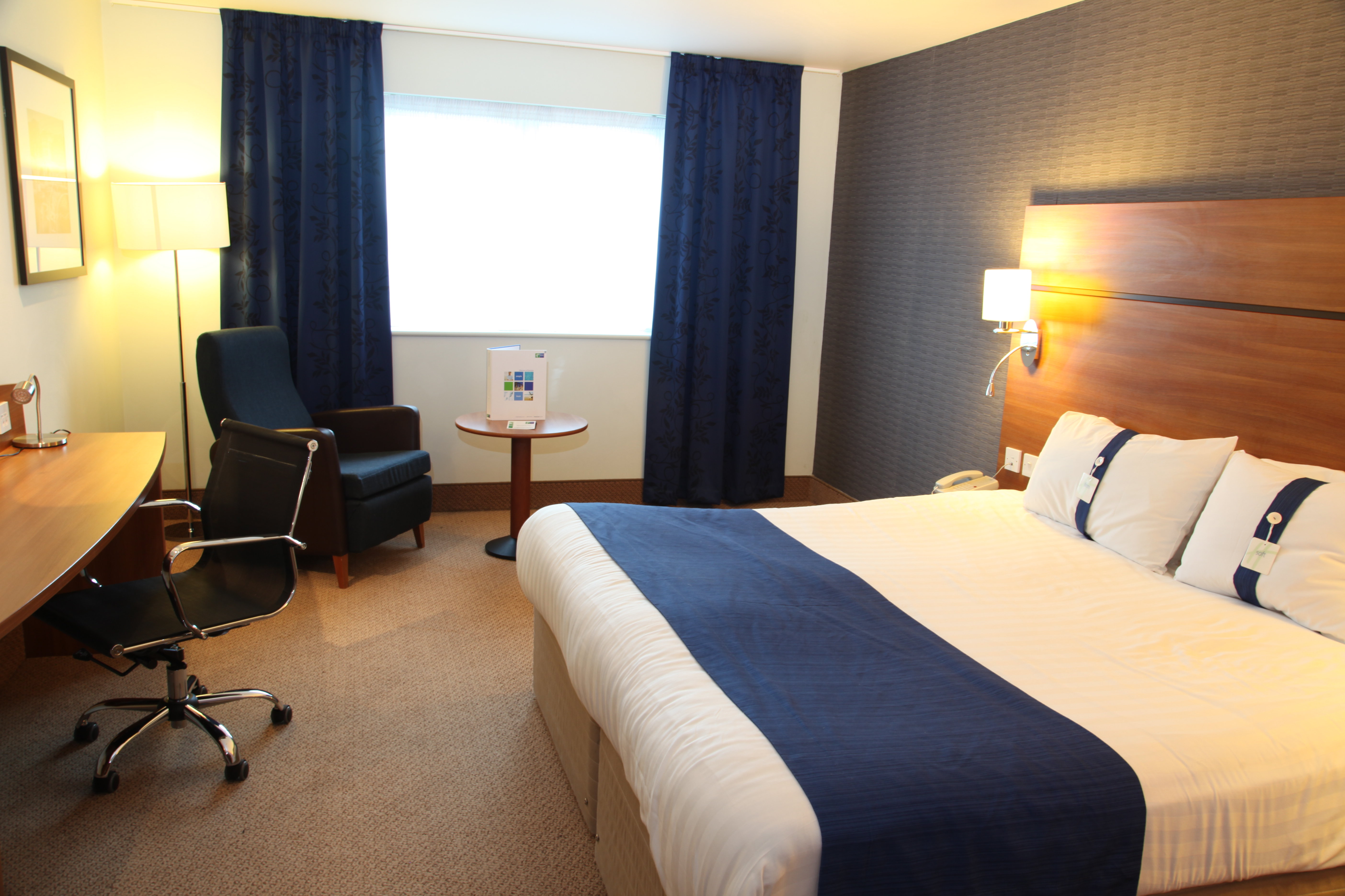 holiday inn express braintree by ihg