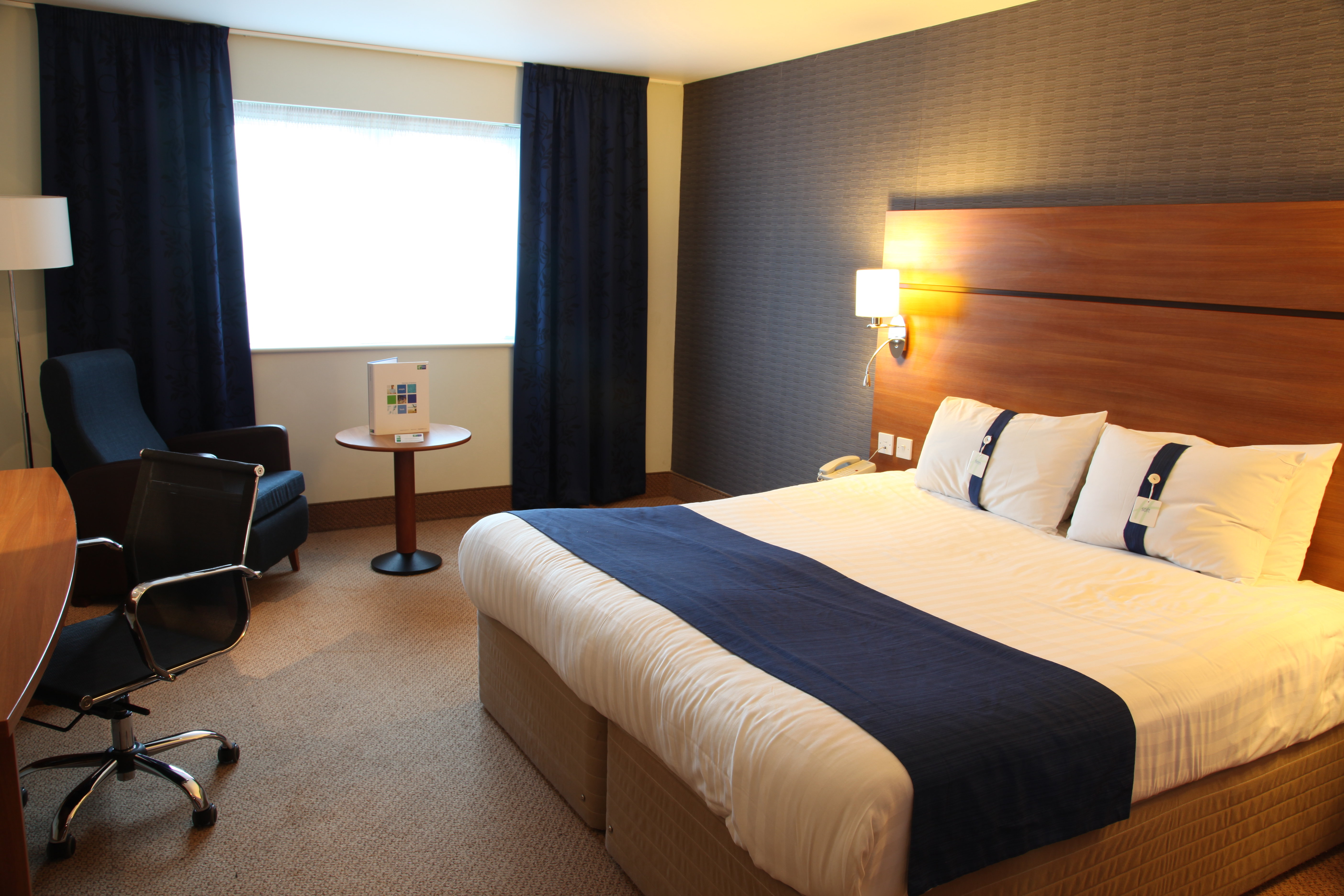 holiday inn express braintree by ihg