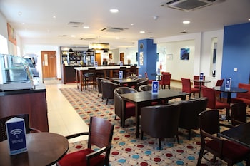 holiday inn express braintree by ihg