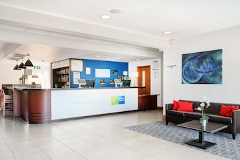 holiday inn express braintree by ihg