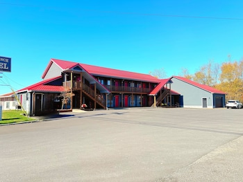 Baja Motel,1501 Maryland Hwy,2 star