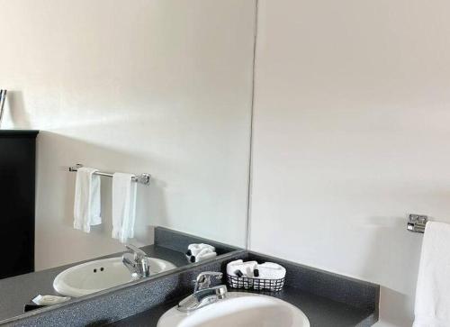 baja motel