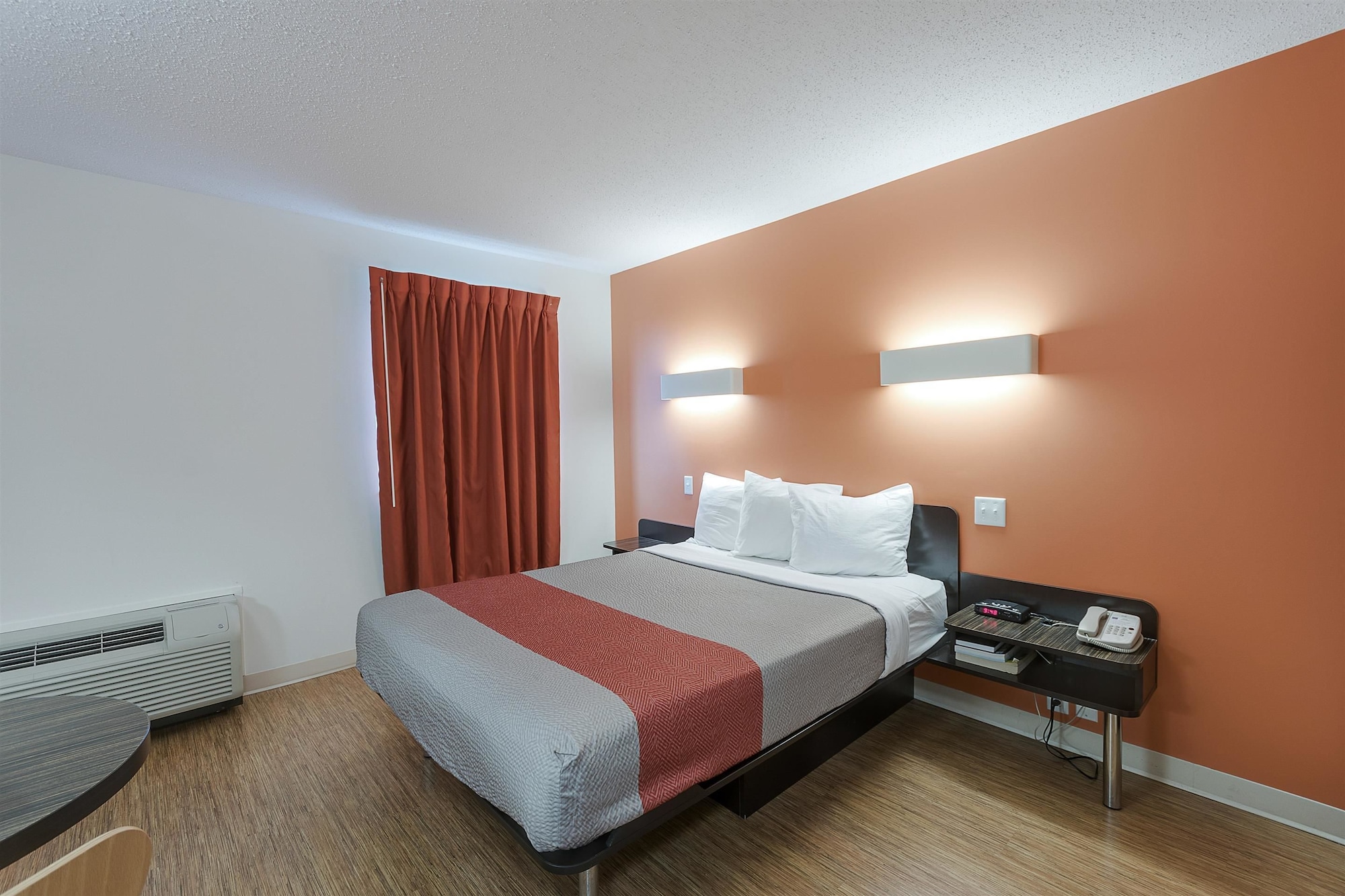 motel 6 brandon mb