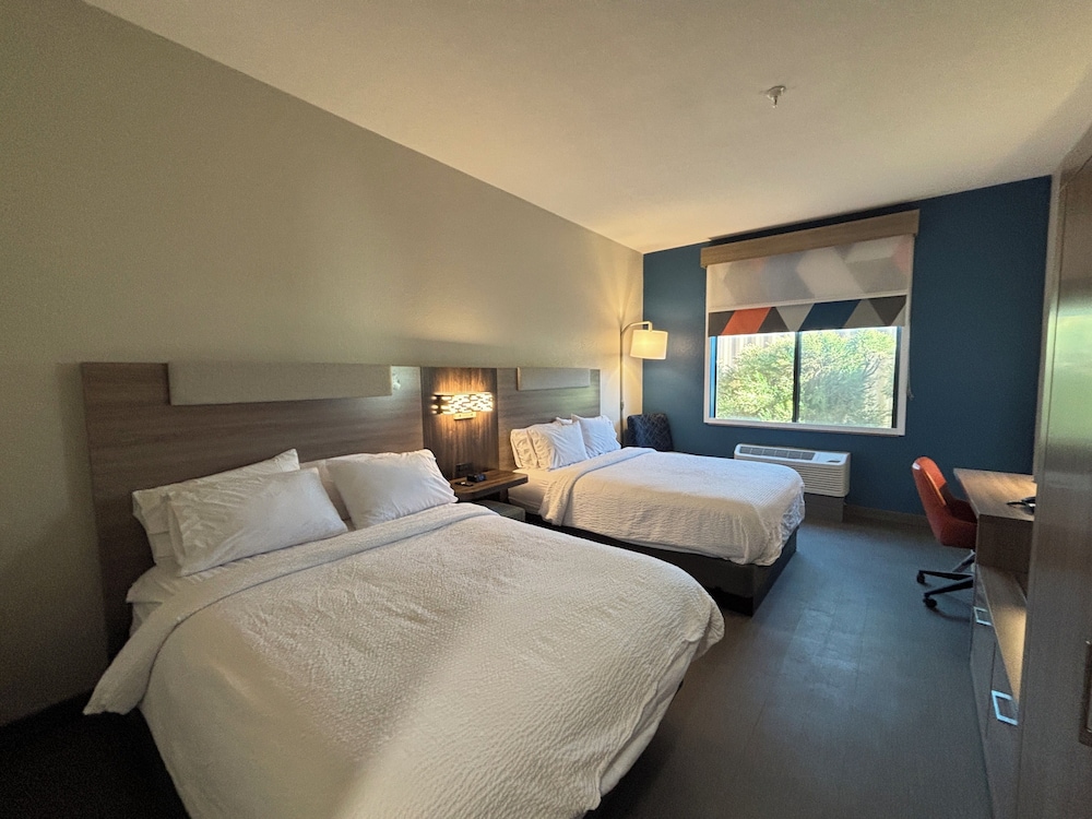 holiday inn express and suites truth or consequences by ihg