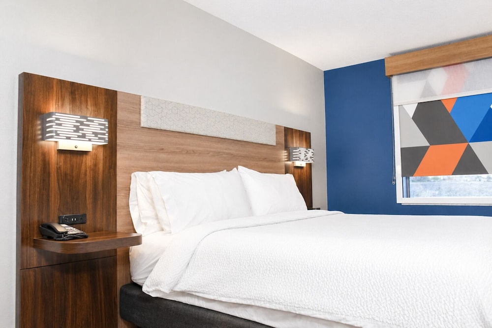 holiday inn express and suites truth or consequences by ihg