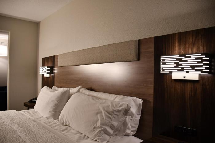 holiday inn express and suites truth or consequences by ihg