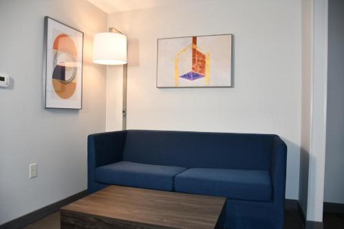 holiday inn express and suites truth or consequences by ihg