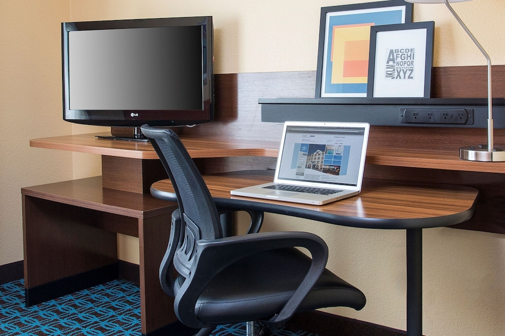 fairfield inn and suites by marriott branson