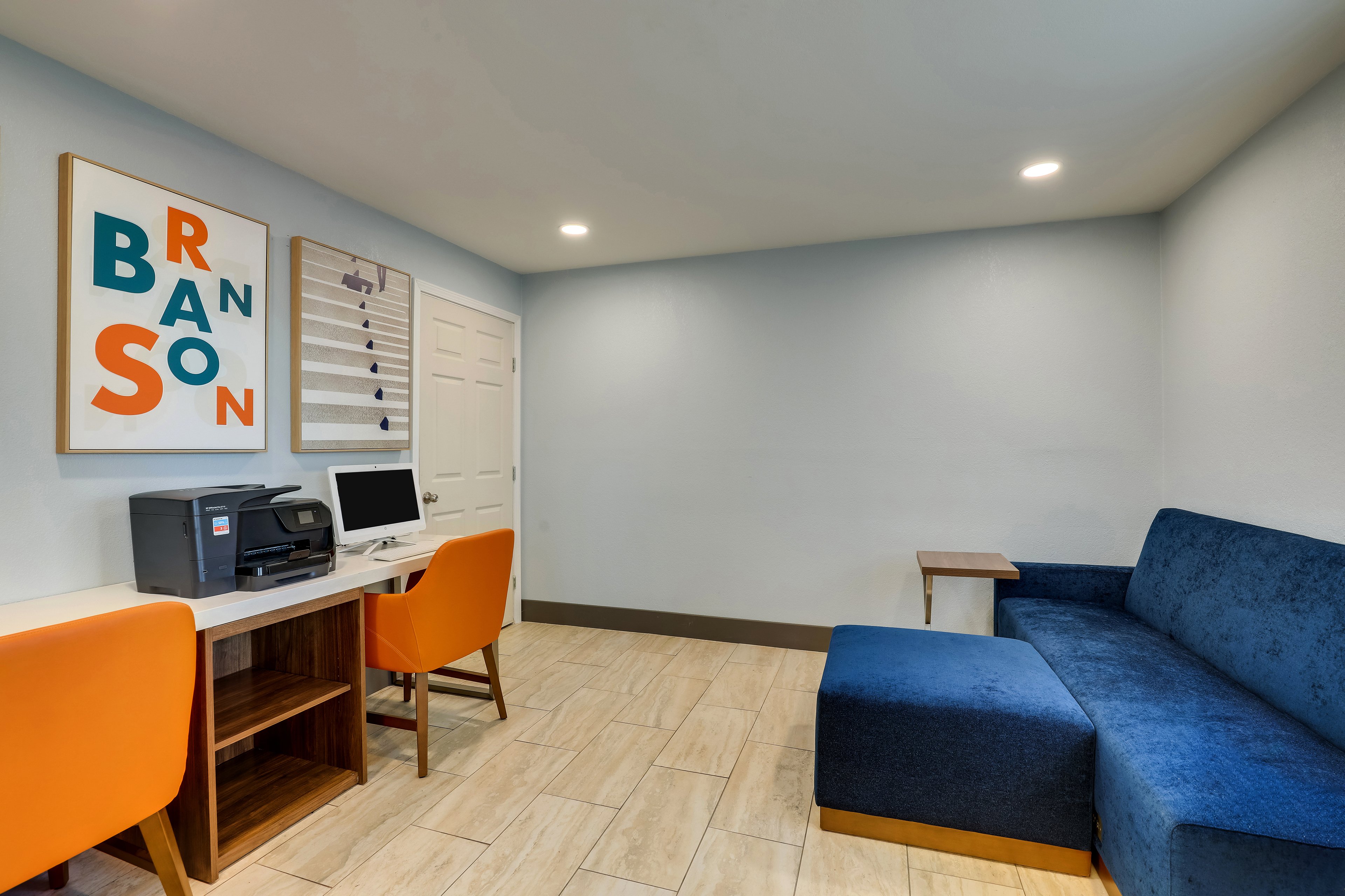 holiday inn express and suites branson 76 central
