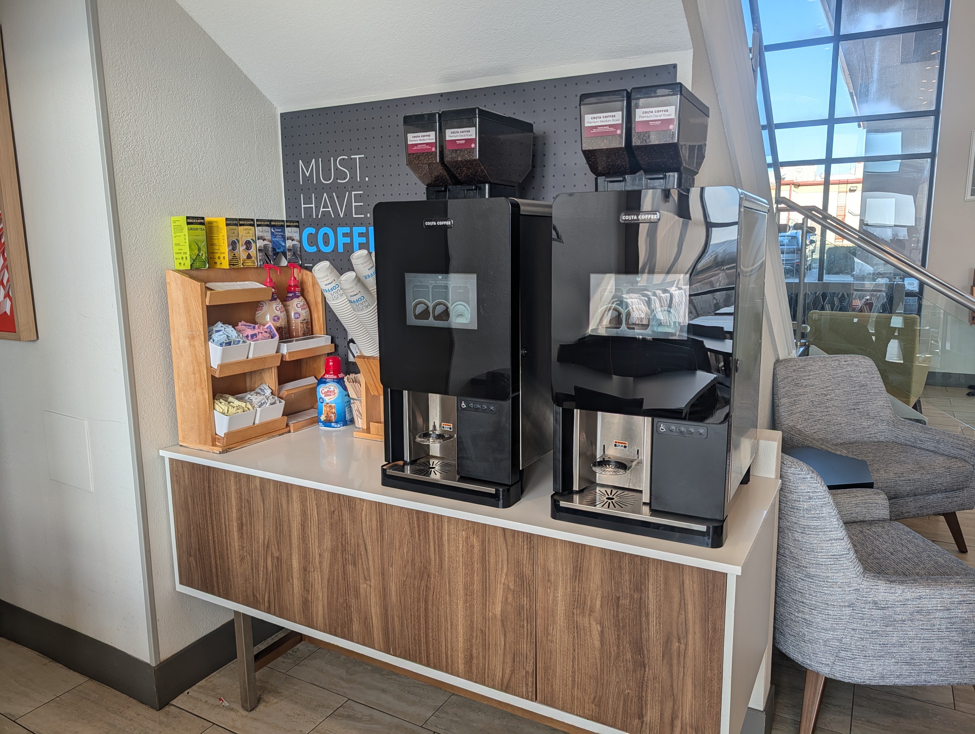holiday inn express and suites branson 76 central