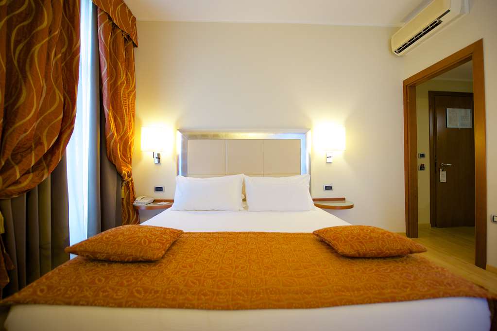 best western crystal palace hotel