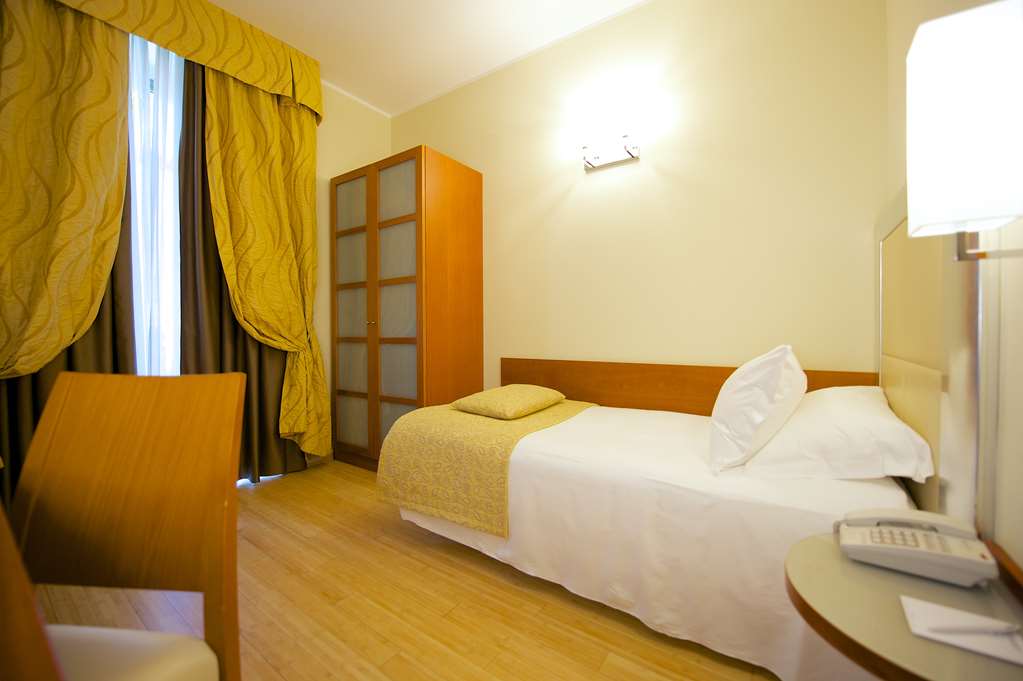 best western crystal palace hotel