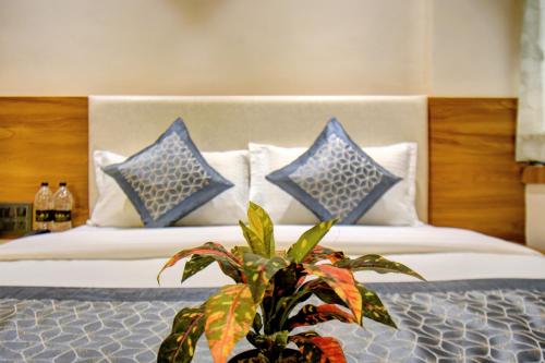 Hotel Galaxy Inn,,3 star
