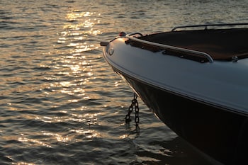 yachting hotel mistral