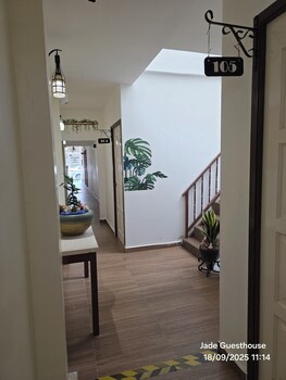jade guesthouse