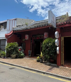 jade guesthouse
