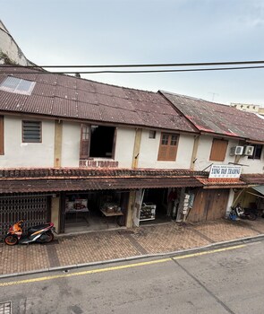 jade guesthouse