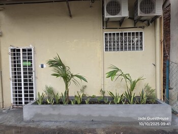 jade guesthouse
