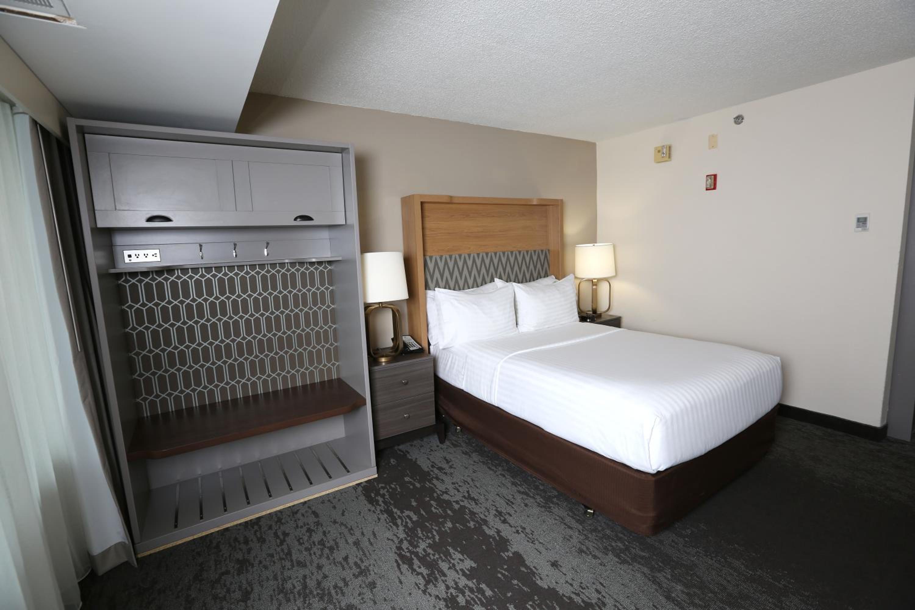 holiday inn north shore skokie