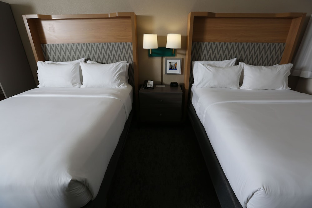 holiday inn north shore skokie