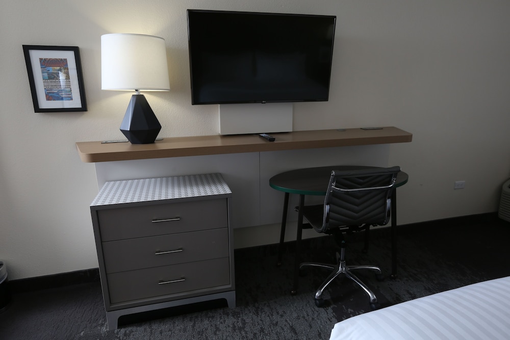 holiday inn north shore skokie