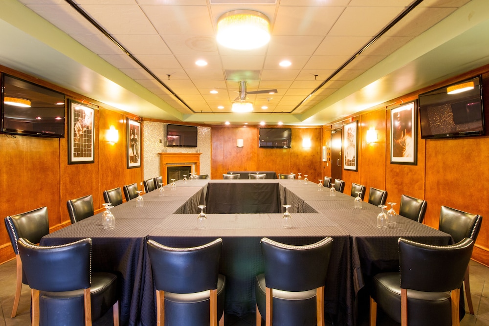 holiday inn north shore skokie