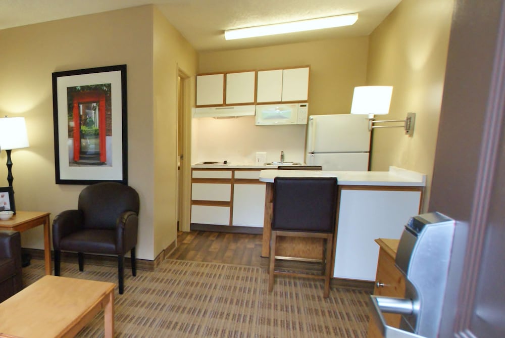 extended stay america select suites atlanta cumberland mall