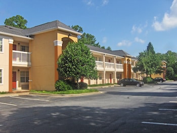 Extended Stay America Select Suites Atlanta Cumberland Mall,Cobb>>Atlanta,3 star