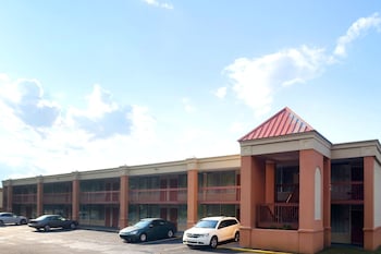 oyo hotel harriman near i 40