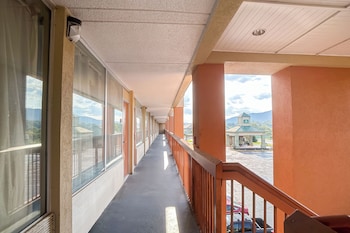 Oyo Hotel Harriman Near I-40,,3 star