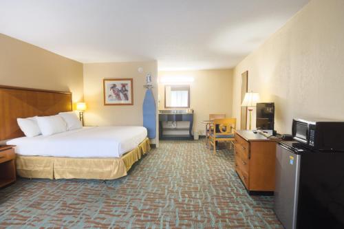 oyo hotel harriman near i 40