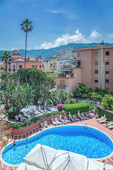 imperial hotel tramontano