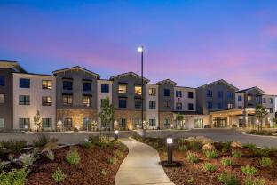 cambria hotel and suites