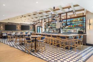cambria hotel and suites