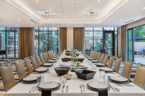 cambria hotel and suites