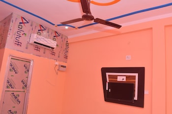 Hotel Sahu Inn Ayodhya,,3 star