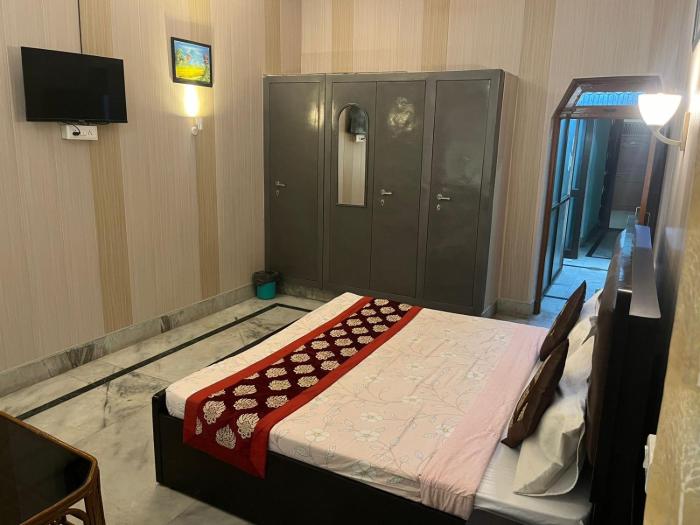 baba paying guest house