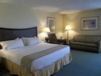 holiday inn express indianapolis airport by ihg
