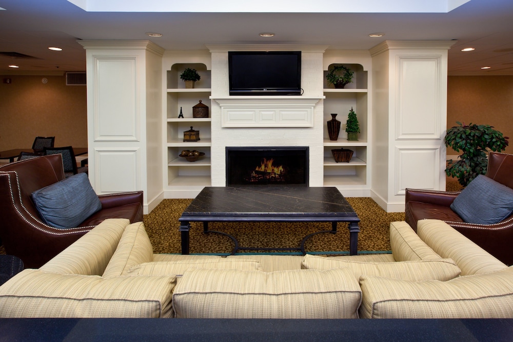 holiday inn express indianapolis airport by ihg