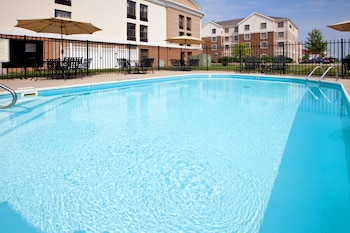 Holiday Inn Express Indianapolis Airport By Ihg,Indianapolis>>Guilford,3 star