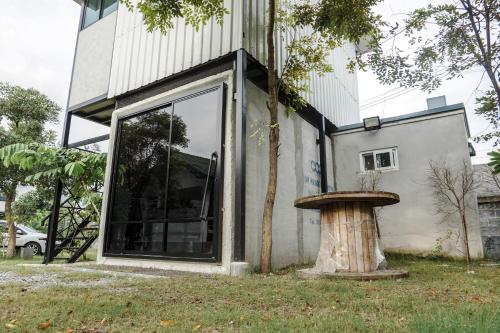 patoey house