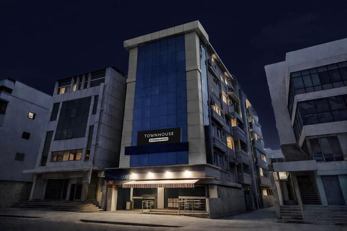 super townhouse richmond mg road metro formerly richmond residency