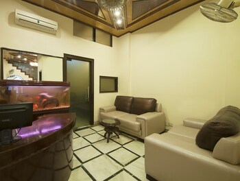 Hotel Delhi Darbar,,3 star
