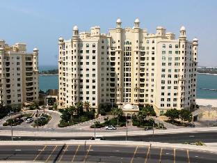 royal club at palm jumeirah