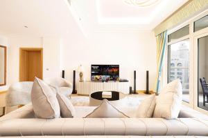 royal club at palm jumeirah