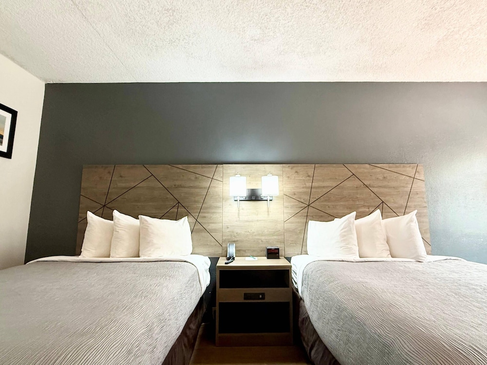 quality inn and suites greenville i 65